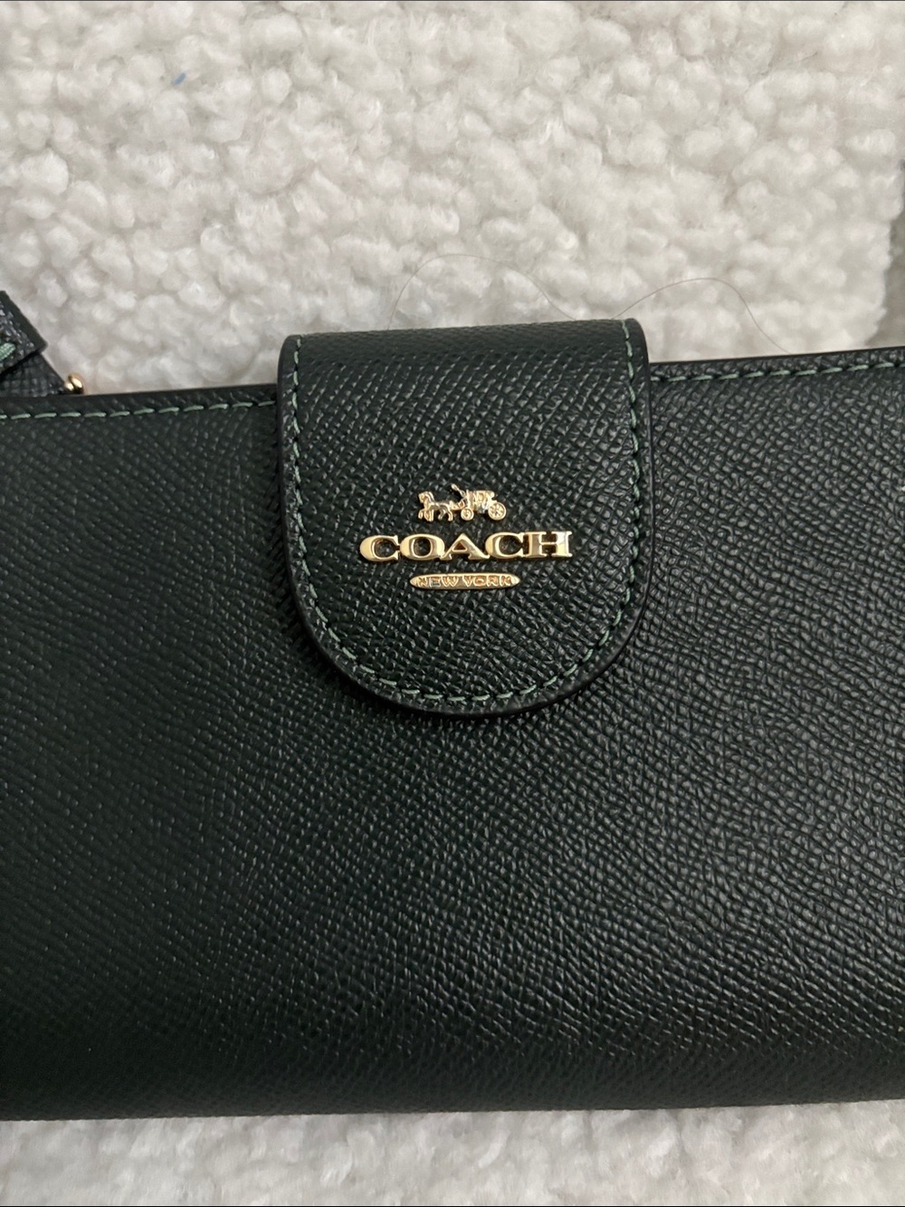 Coach Green Saffiano Leather Wristlet Wallet with Gold Logo - Picture 3 of 8